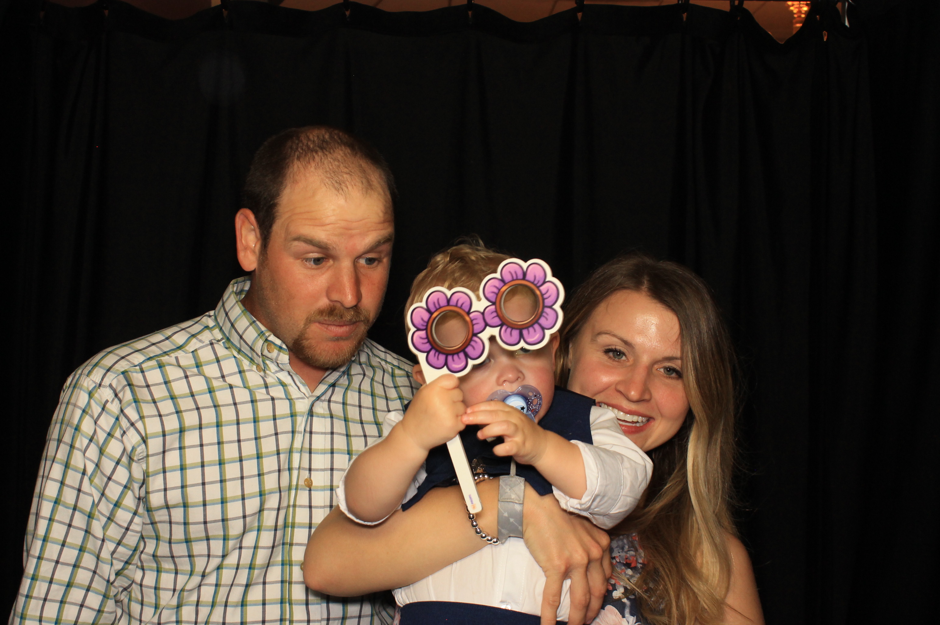 Meredith and Doug Wedding | View more photos from the event at gallery.photoboothcincy.com/u/PhotoBoothCincy/Meredith-and-Doug-Wedding
